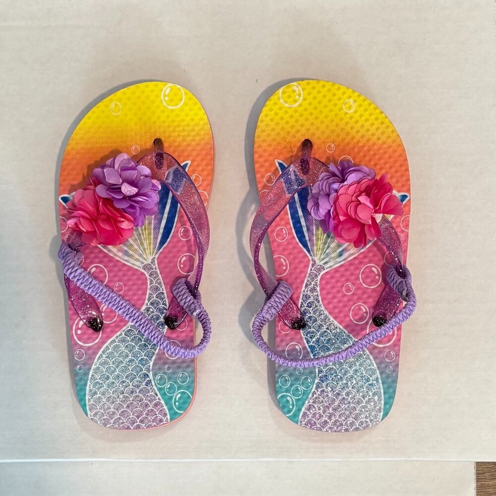 Wonder Nation's Mermaid Tail Flip Flops, Like New! size 1, Measures 7.75" long